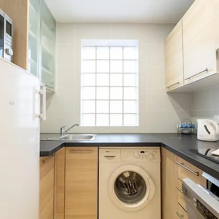 Flavia - Welkeys 칸느